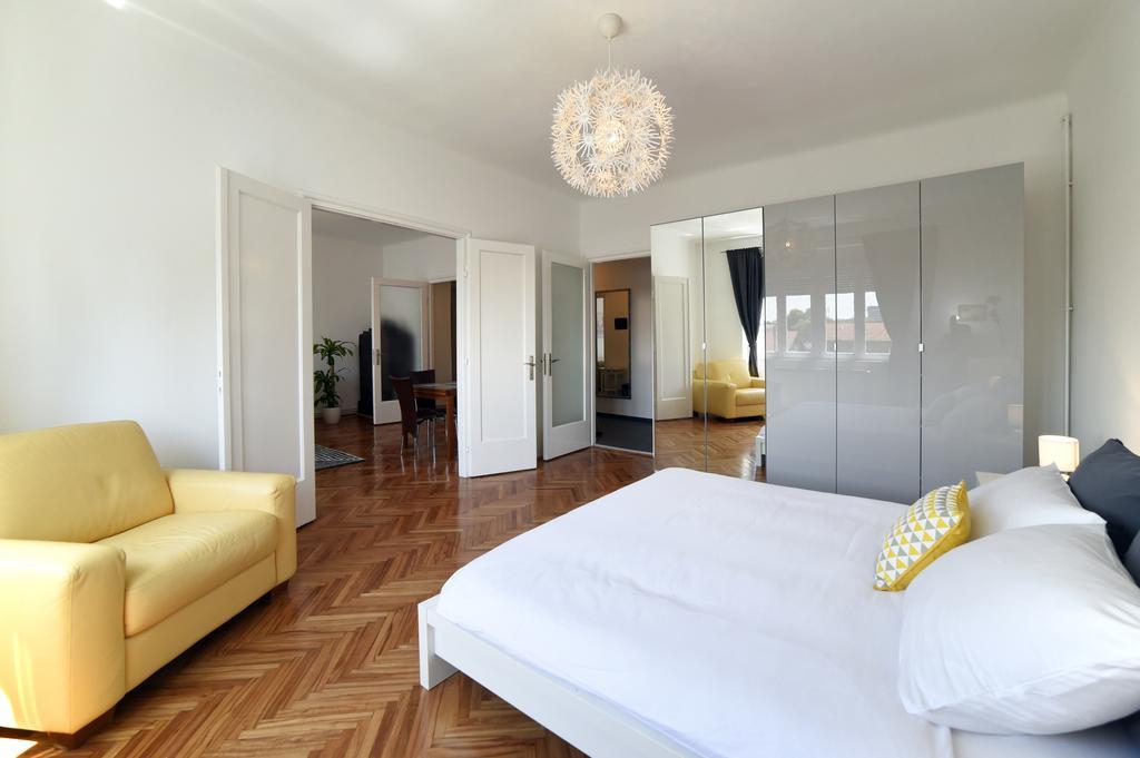 Apartment Sunny Zagreb Exteriör bild